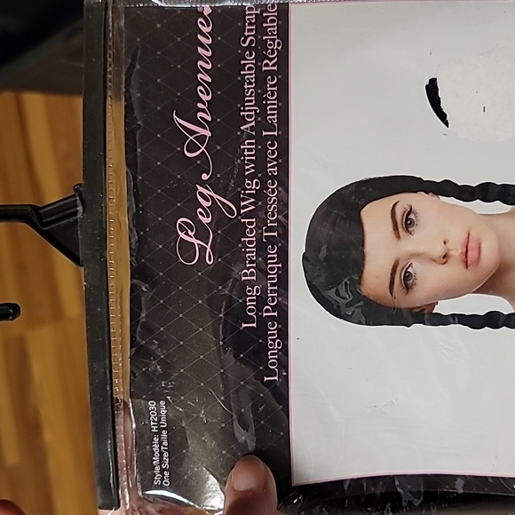 New Wednesday wig - Picture 4 of 6